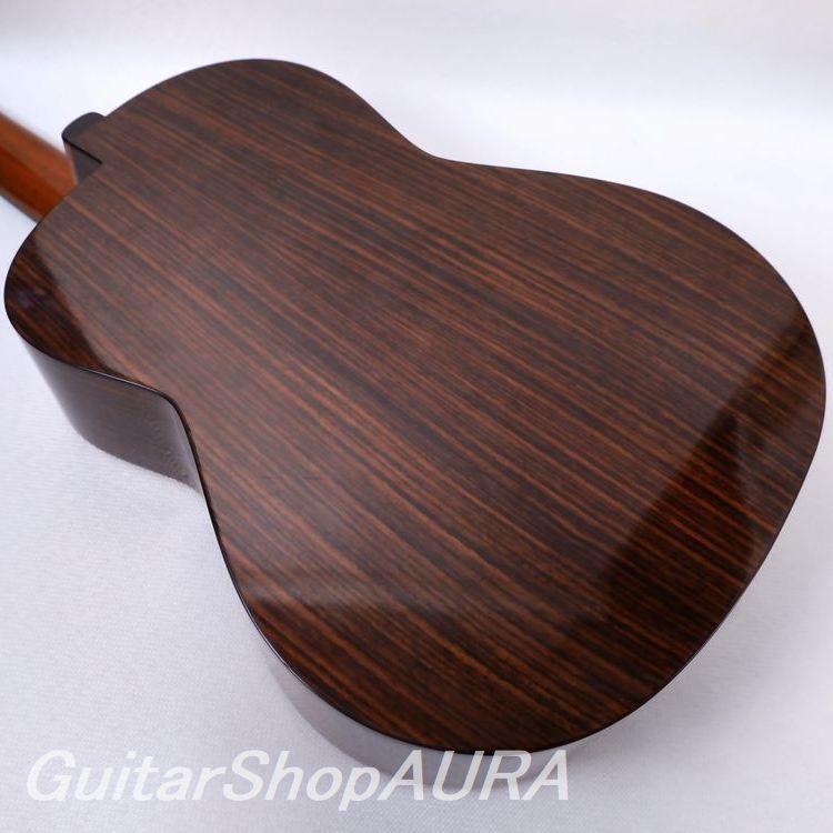 AURA 手工ギターカタログ